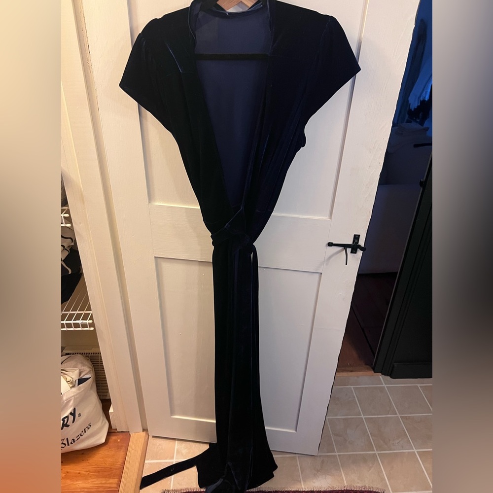 Tularosa Sid Velvet Wrap Maxi Dress navy blue M